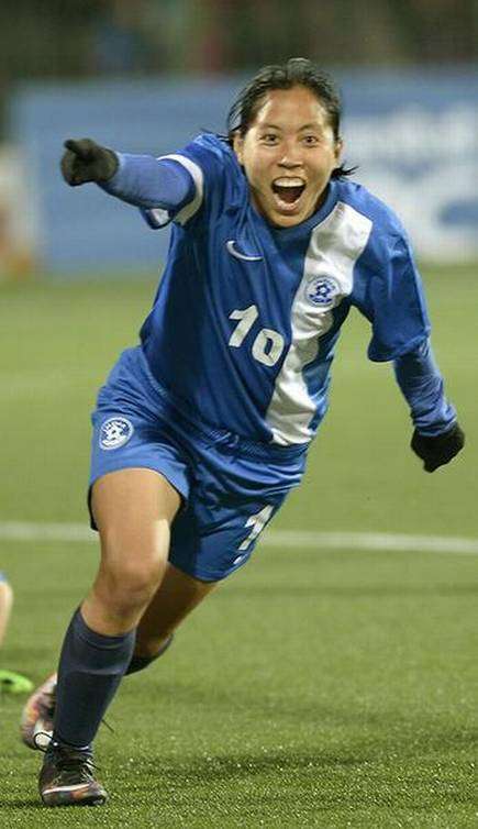 نانجوم بالا ديفي