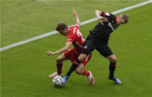 توماس مولر خلال اللقاء