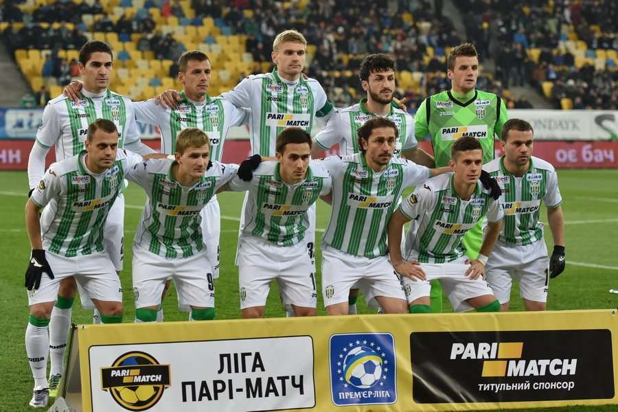 لاعبو كارباتي