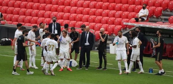 راموس مع لاعبي  يال مدريد