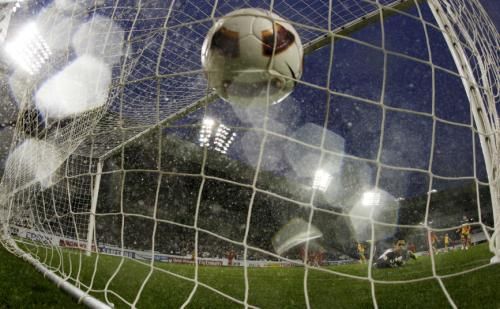 2011-01-182011-01-18t145645z_01_ac918_rtridsp_3_soccer-asian_reuters