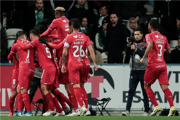 لاعبو جل فيسنتي