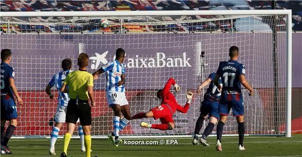 ?i=epa%2fsoccer%2f2020-07%2f2020-07-06%2f2020-07-06-08530995_epa