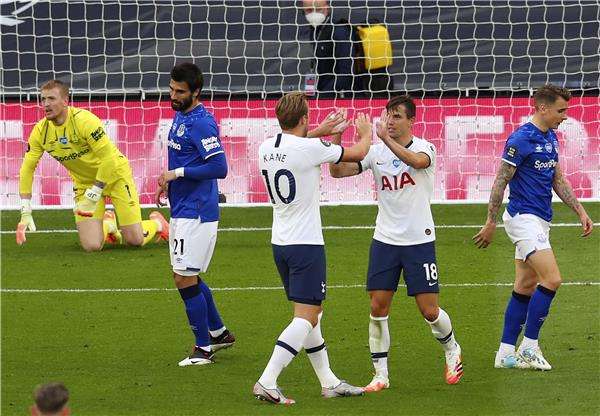 توتنهام هوتسبير وإيفرتون