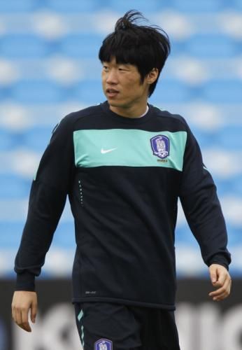 2011-01-172011-01-17t134539z_01_jyh112_rtridsp_3_soccer-asian_reuters