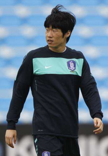 2011-01-172011-01-17t134539z_01_jyh112_rtridsp_3_soccer-asian_reuters