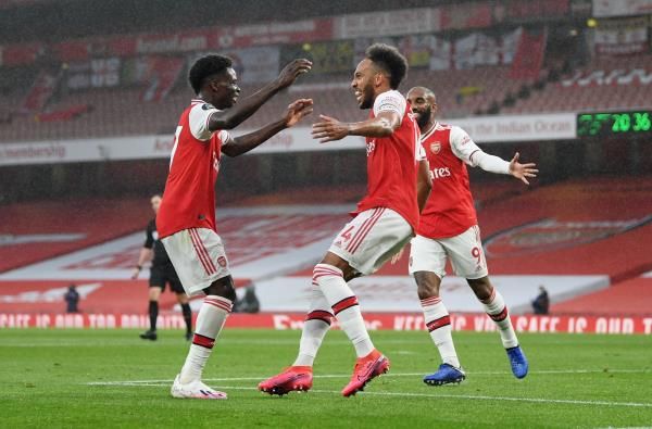 ساكا وأوباميانج