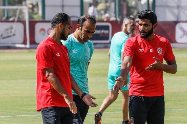 سيد عبد الحفيظ وصالح جمعة ووليد سليمان