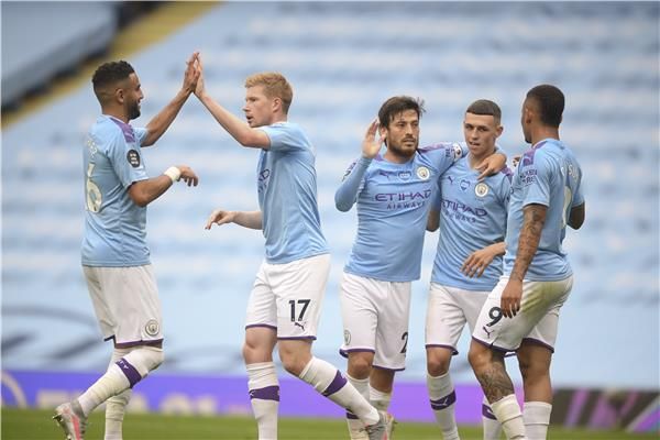 لاعبو مانشستر سيتي