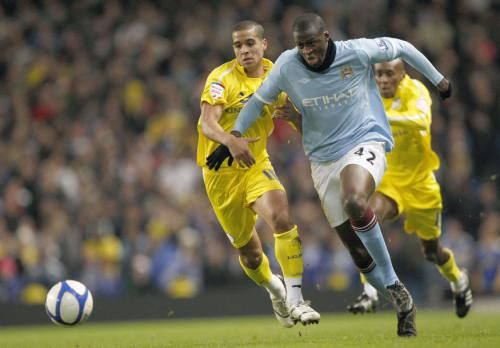 2011-01-182011-01-18t213747z_01_dst07_rtridsp_3_soccer-england-cup_reuters