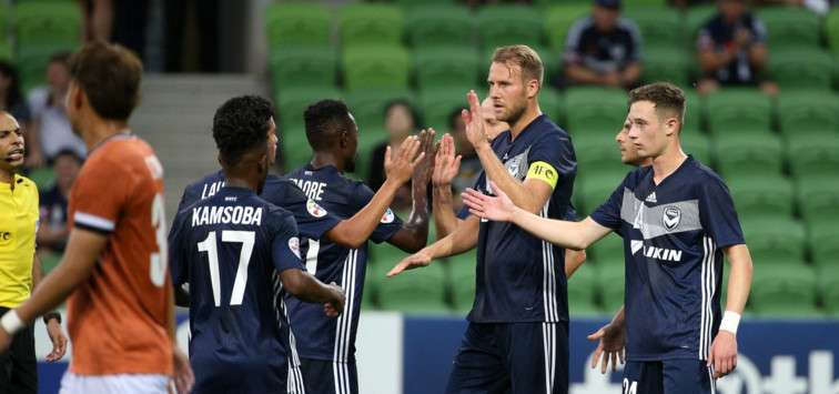 لاعبو ملبورن فيكتوري