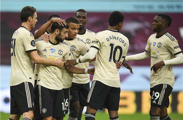 لاعبو مانشستر يونايتد