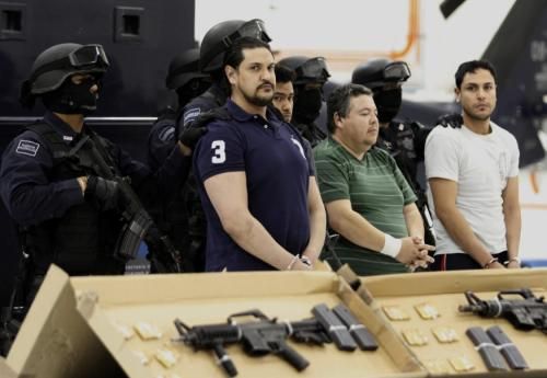 2011-01-192011-01-19t020418z_01_hnr18_rtridsp_3_mexico_reuters