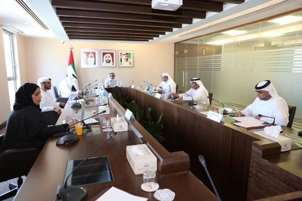 من الاجتماع