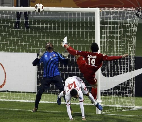 2011-01-192011-01-19t175215z_01_ac823_rtridsp_3_soccer-asian_reuters