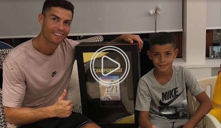 كريستيانو رونالدو ونجله