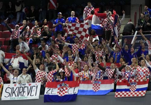 2011-01-192011-01-19t170926z_01_hnd102_rtridsp_3_handball_reuters