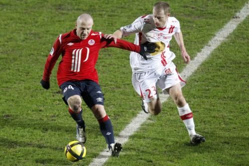 2011-01-192011-01-19t190735z_01_pr04_rtridsp_3_soccer-france_reuters