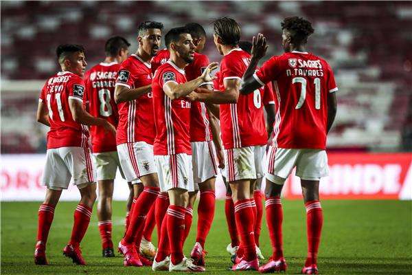 فرحة لاعبي بنفيكا