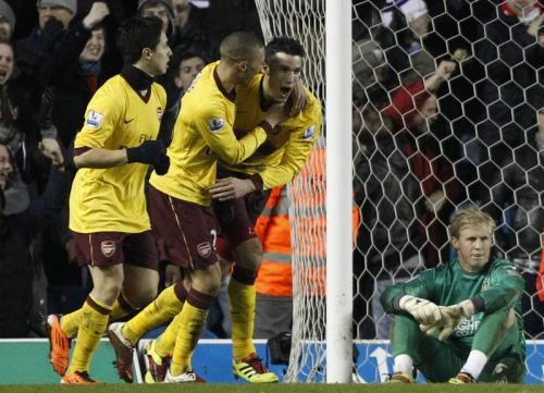 2011-01-192011-01-19t222924z_01_dst03_rtridsp_3_soccer-england-cup_reuters