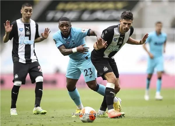 ?i=epa%2fsoccer%2f2020-07%2f2020-07-15%2f2020-07-15-08548182_epa