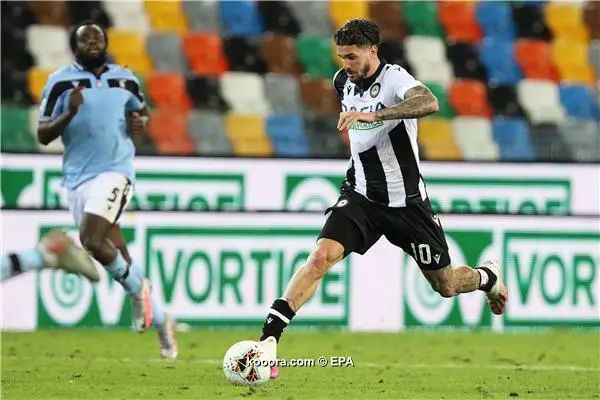 ?i=epa%2fsoccer%2f2020-07%2f2020-07-15%2f2020-07-15-08548602_epa