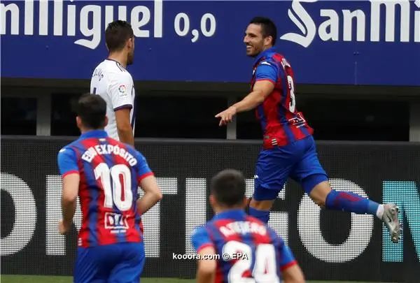 ?i=epa%2fsoccer%2f2020-07%2f2020-07-16%2f2020-07-16-08550078_epa