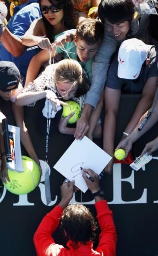2011-01-202011-01-20t095511z_01_mel186_rtridsp_3_tennis-open_reuters