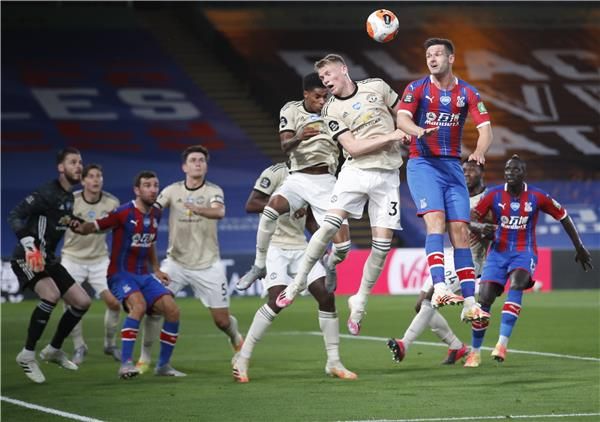 مانشستر يونايتد وكريستال بالاس