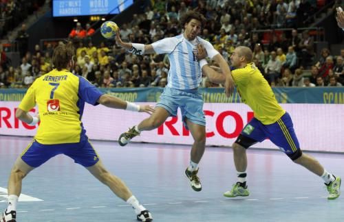 2011-01-182011-01-18t200045z_01_hnd103_rtridsp_3_handball_reuters