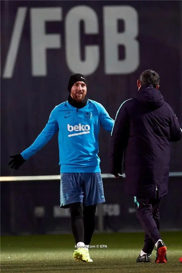 ?i=epa%2fsoccer%2f2019-01%2f2019-01-29%2f2019-01-29-07330135_epa