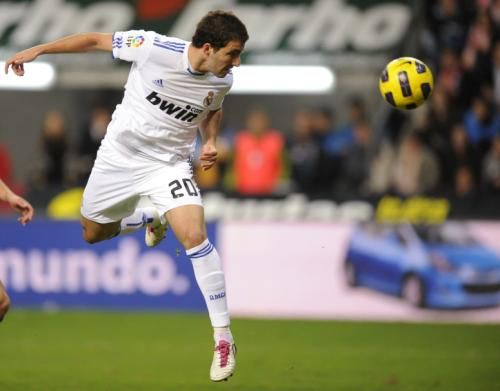 2010-11-14t192914z_01_foz26_rtridsp_3_soccer-spain_reuters