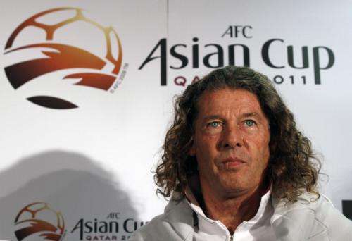 2011-01-202011-01-20t094547z_01_doh503_rtridsp_3_soccer-asian_reuters