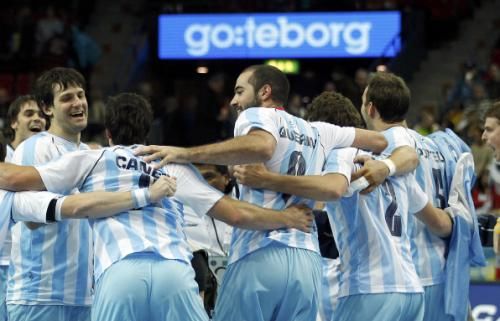 2011-01-202011-01-20t190348z_01_hnd329_rtridsp_3_handball_reuters