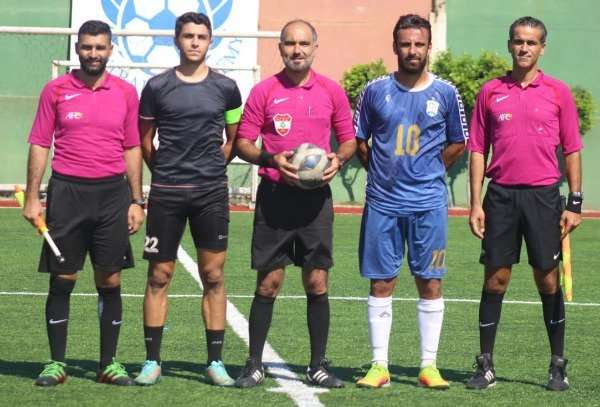قبل بداية اللقاء