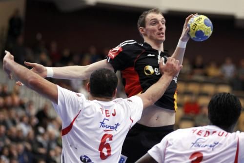 2011-01-202011-01-20t181340z_01_hnd316_rtridsp_3_handball_reuters