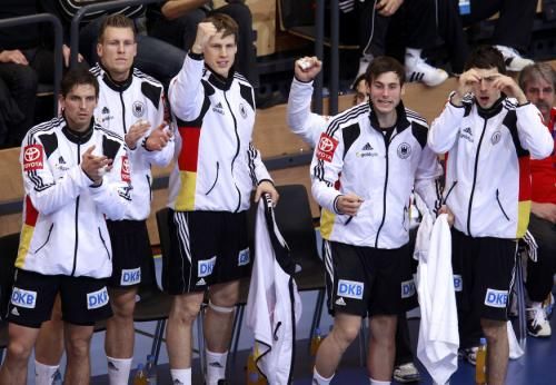 2011-01-202011-01-20t192225z_01_hnd336_rtridsp_3_handball_reuters