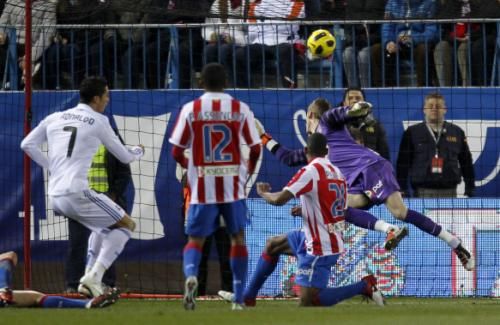 2011-01-202011-01-20t213818z_01_jmg02_rtridsp_3_soccer-spain-cup_reuters