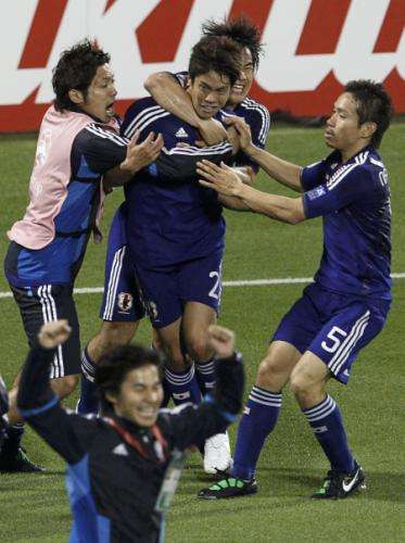 2011-01-212011-01-21t152440z_01_ac243_rtridsp_3_soccer-asian_reuters