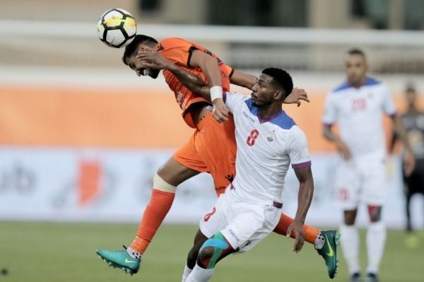 من الدوري الإماراتي