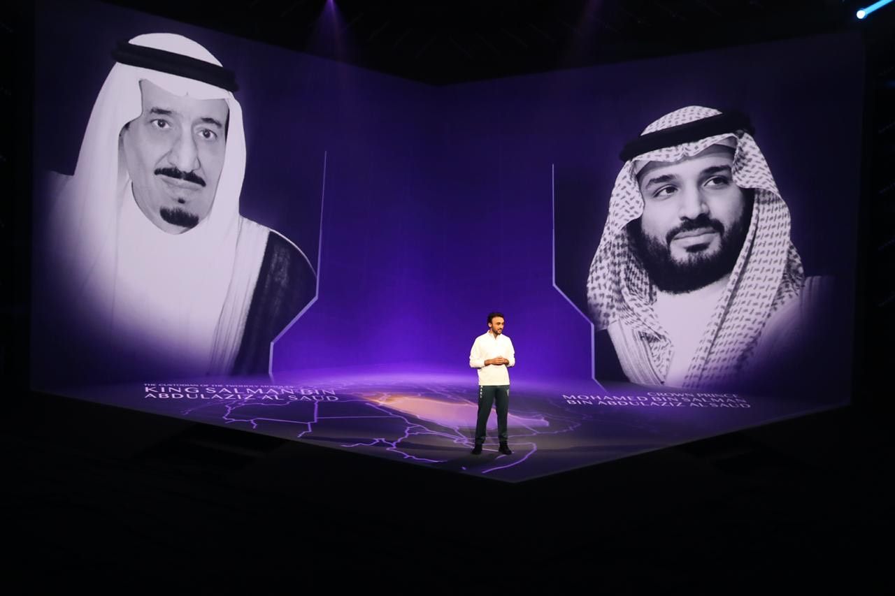 من المؤتمر
