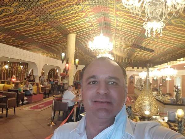 السعيداني في باريس