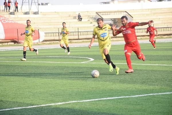 من المسابقة