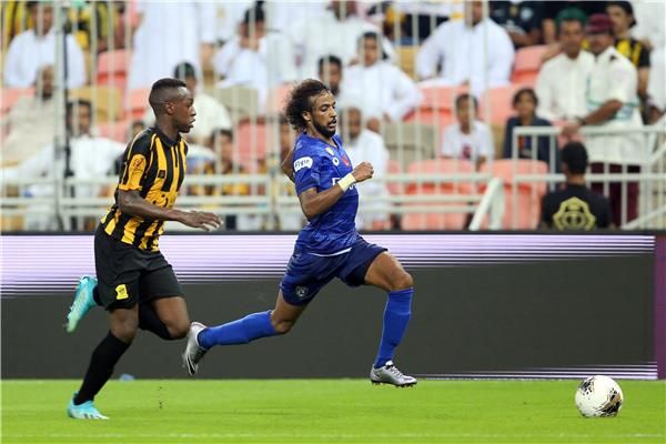 من مباراة سابقة بين الهلال والاتحاد