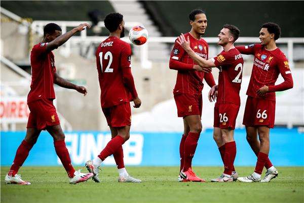 لاعبو ليفربول