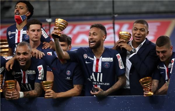 جانب من الاحتفالات