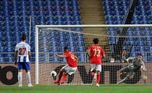 ?i=reuters%2f2020-08-01%2f2020-08-01t213708z_177325137_rc295i9r1gnf_rtrmadp_3_soccer-portugal-slb-por-cup_reuters