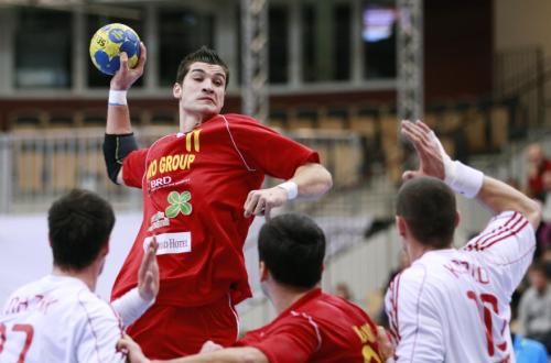 2011-01-222011-01-22t163946z_01_thr17_rtridsp_3_handball_reuters