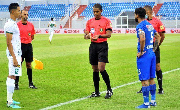 من مباراة الرجاء والدفاع الجديدي