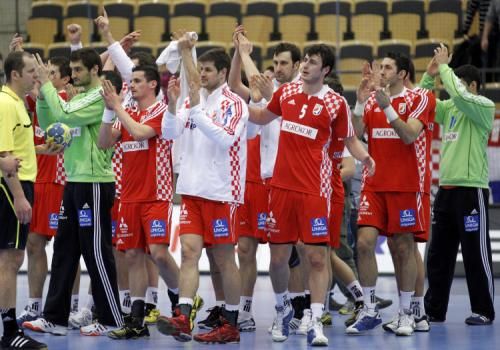 2011-01-222011-01-22t185751z_01_hnd618_rtridsp_3_handball_reuters